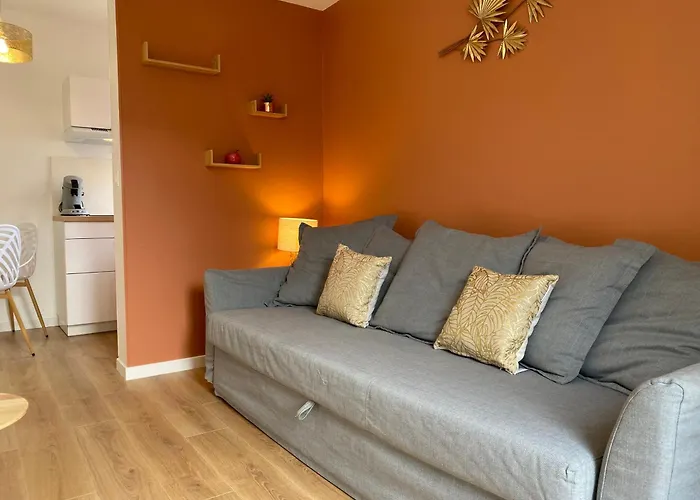 T2, Jardinet, Quartier Marche 10mn Apartment